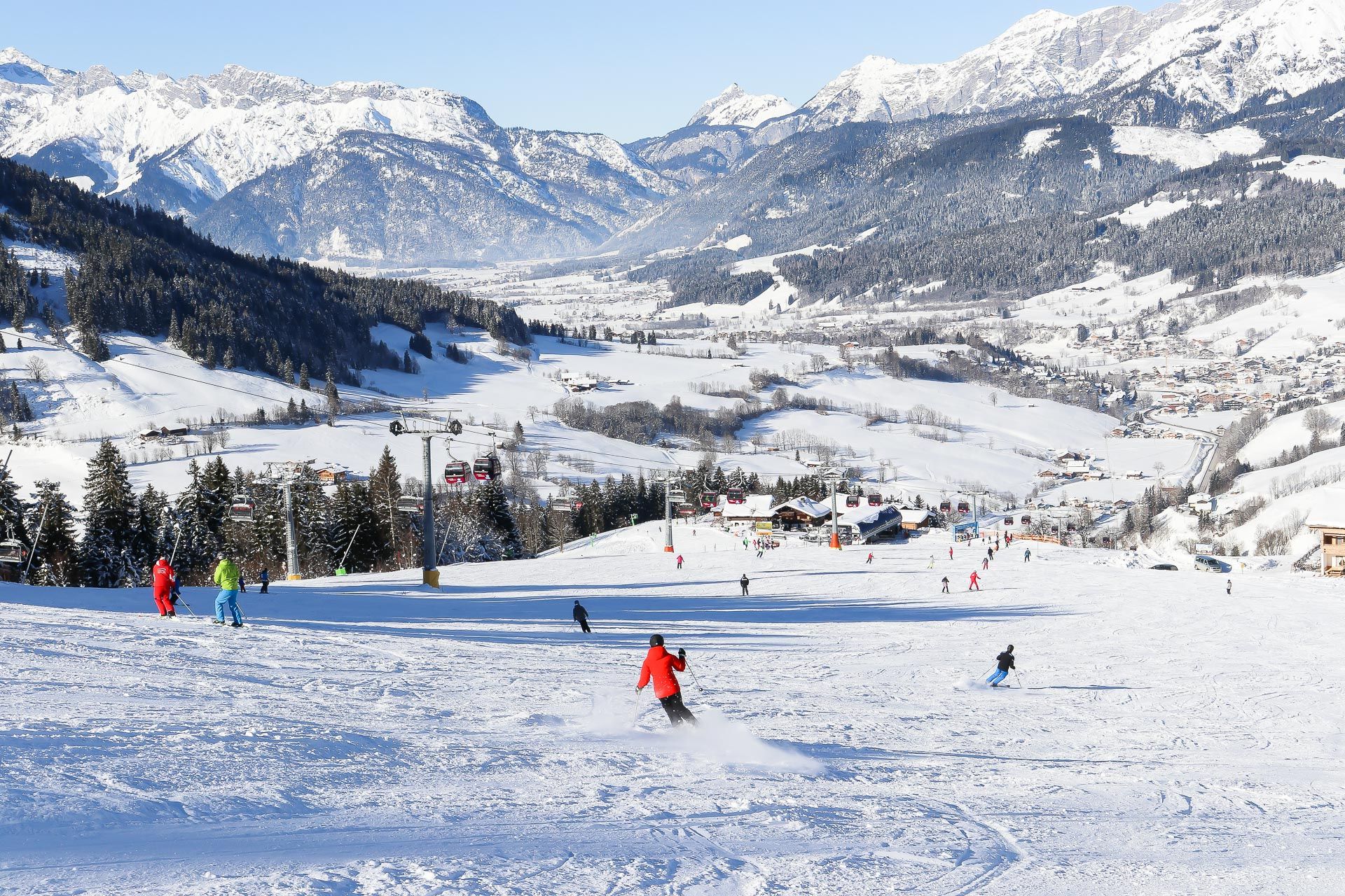 skiurlaub-schneesport.jpg